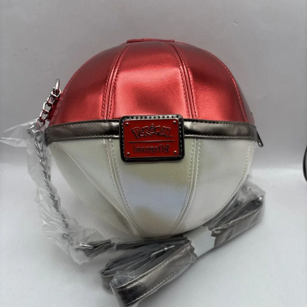 Pokémon Exclusive Pokéball Crossbody Bag‎